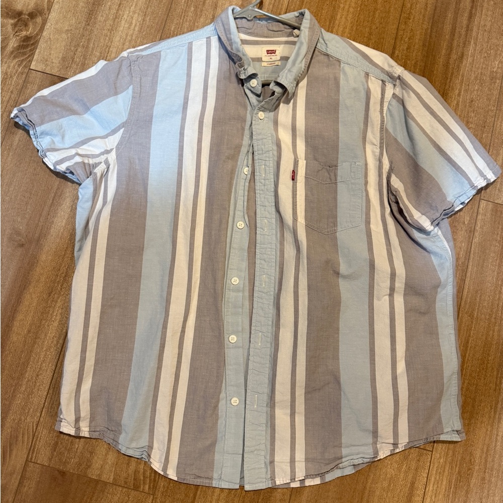 Levi's Men's Light Blue and Gray Striped Shirt